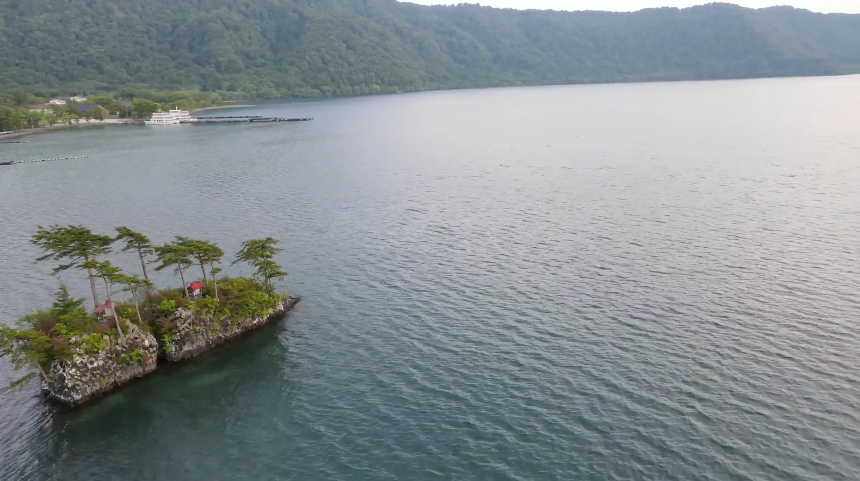 220526十和田湖南岸